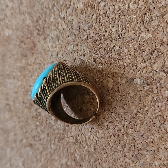 Turquoise stone Ring - Picture 3 of 8